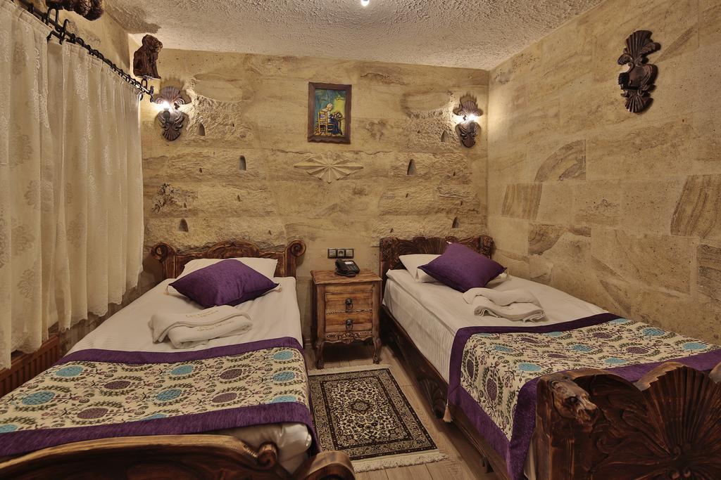 Old Town Stone House Bed and Breakfast Göreme Rum bild