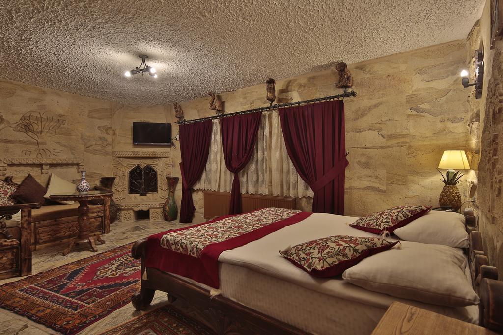 Old Town Stone House Bed and Breakfast Göreme Exteriör bild